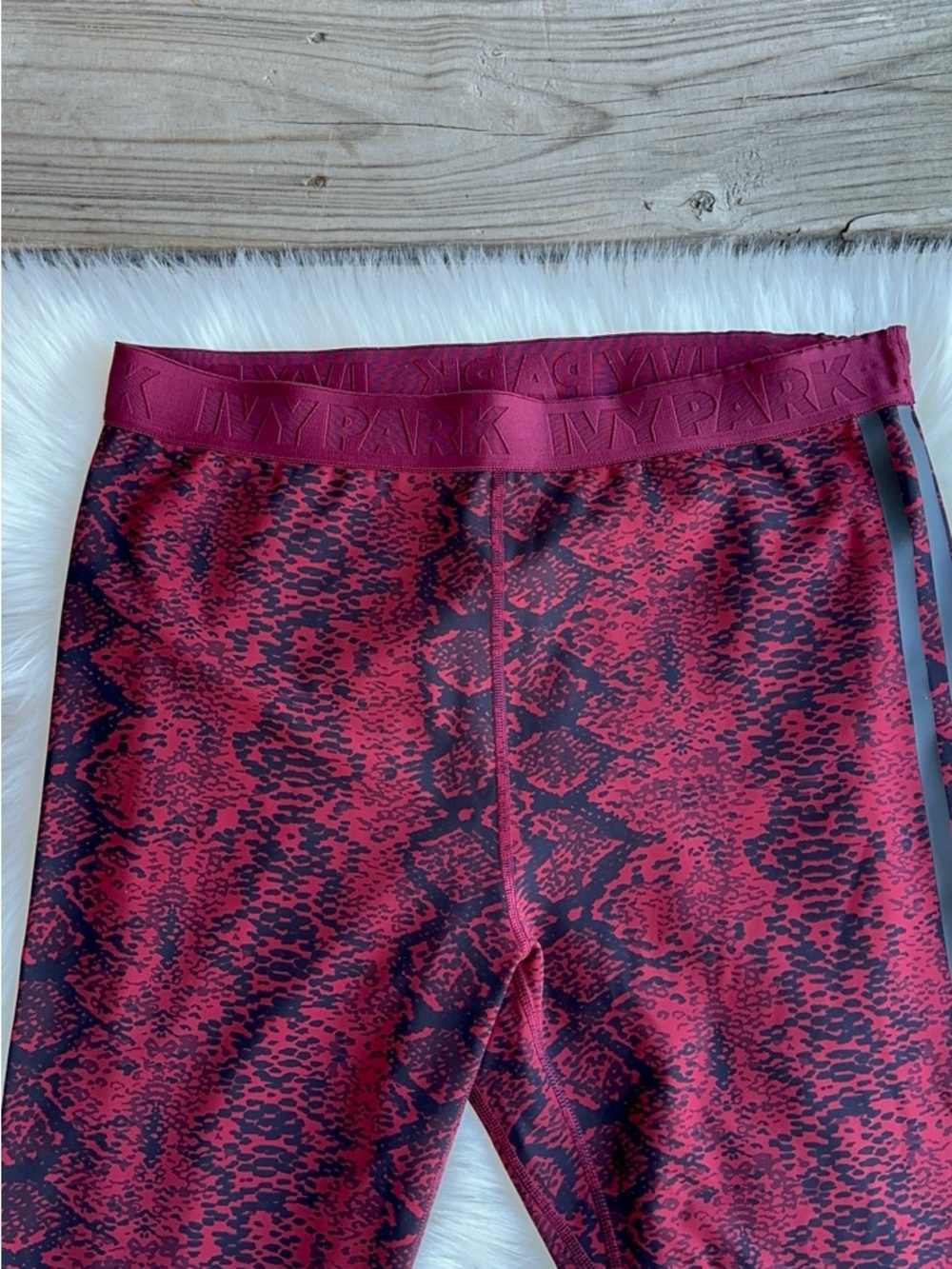 IVY PARK Maroon and Black Snake-Print Leggings - Picture 6 of 10